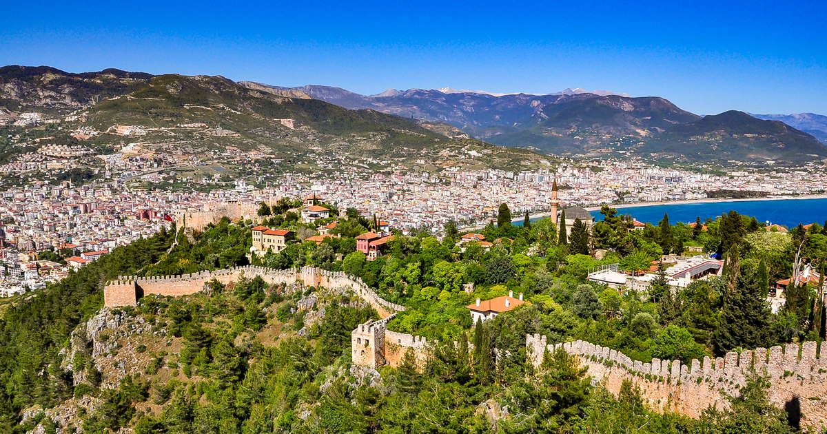 Visit Alanya Castle in Alanya in Turkey